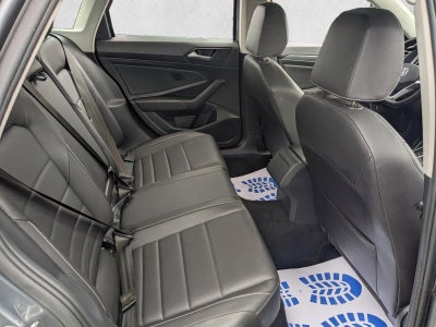 2024 Volkswagen Jetta SE Auto