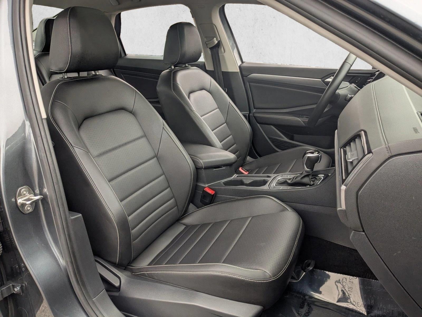 2024 Volkswagen Jetta SE Auto