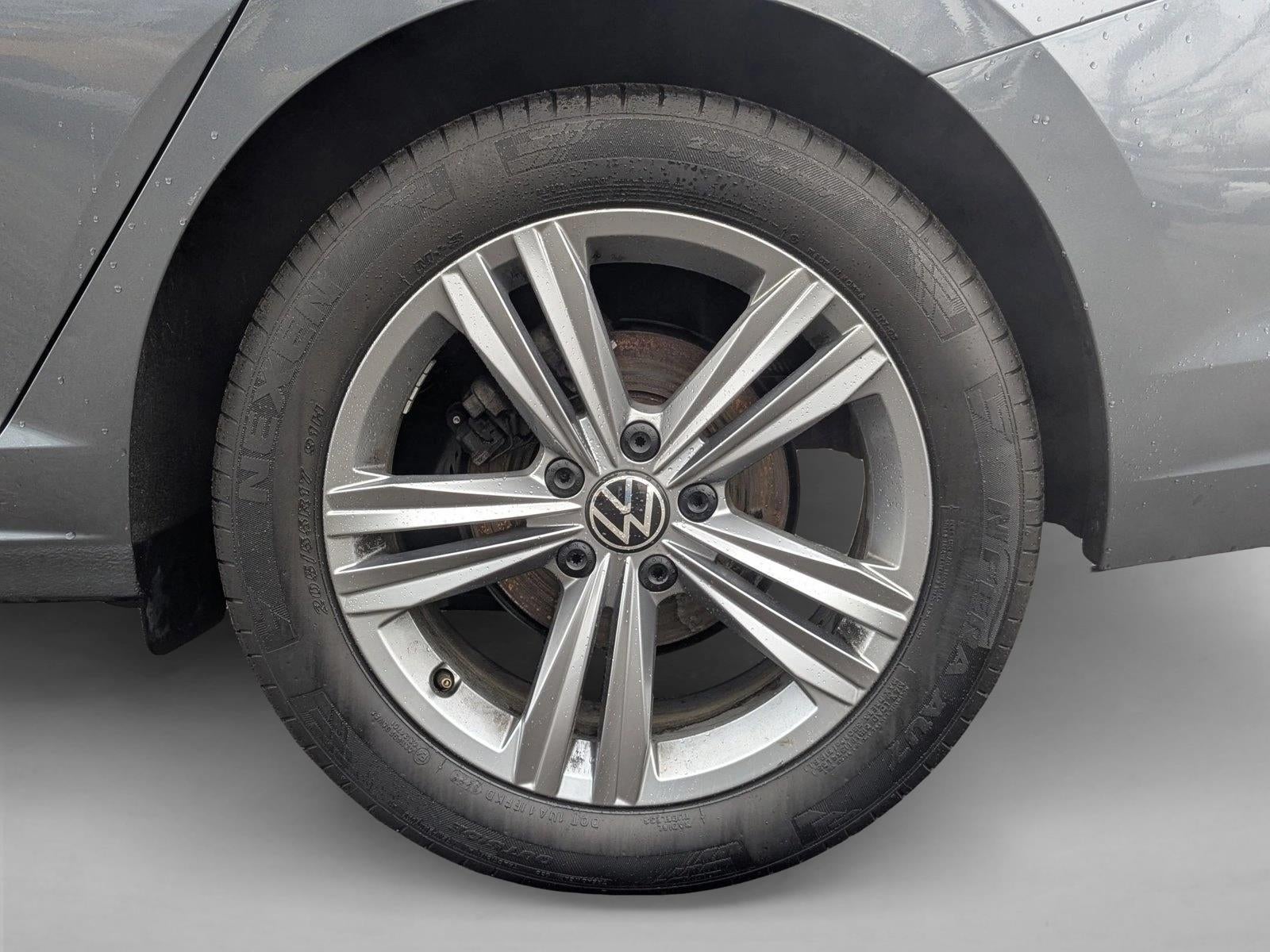 2024 Volkswagen Jetta SE Auto