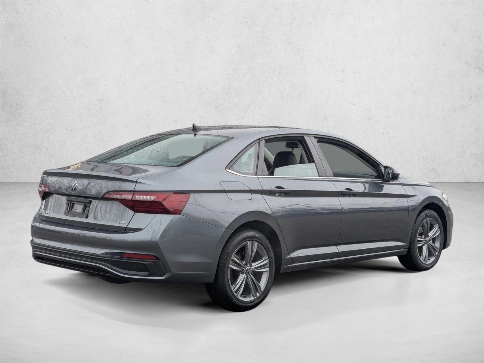 2024 Volkswagen Jetta SE Auto