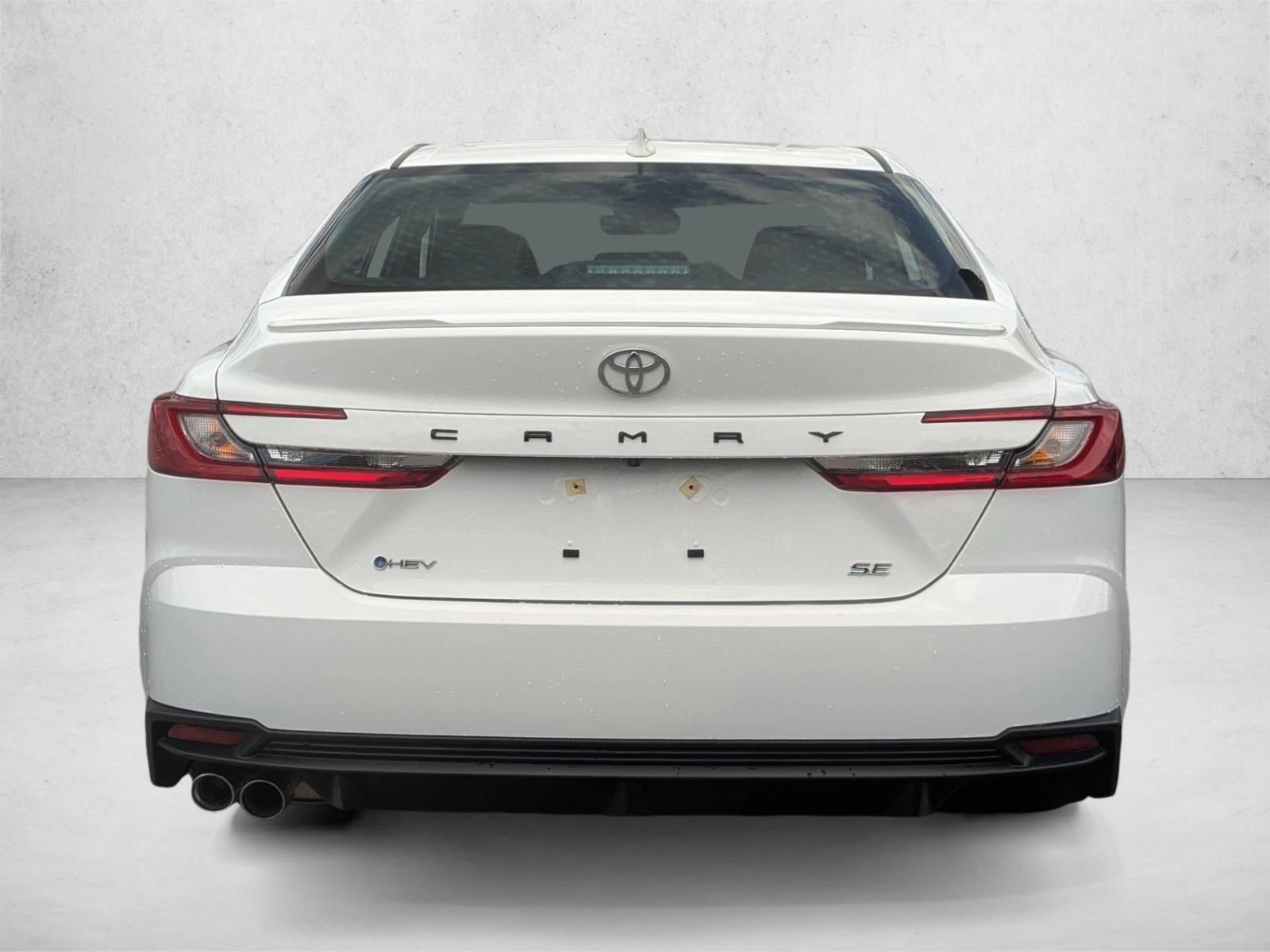 2025 Toyota Camry LE (SE)