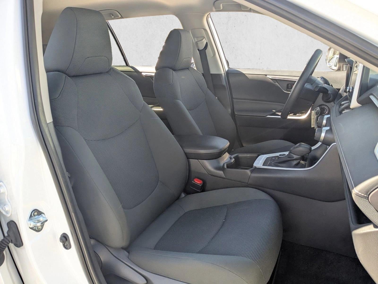 2025 Toyota RAV4 Hybrid LE AWD (Natl)