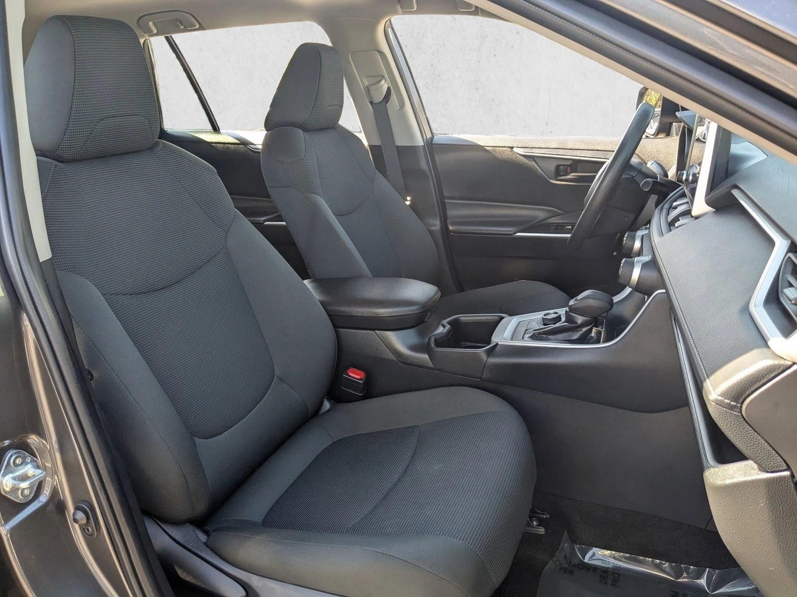 2025 Toyota RAV4 Hybrid LE AWD (Natl)