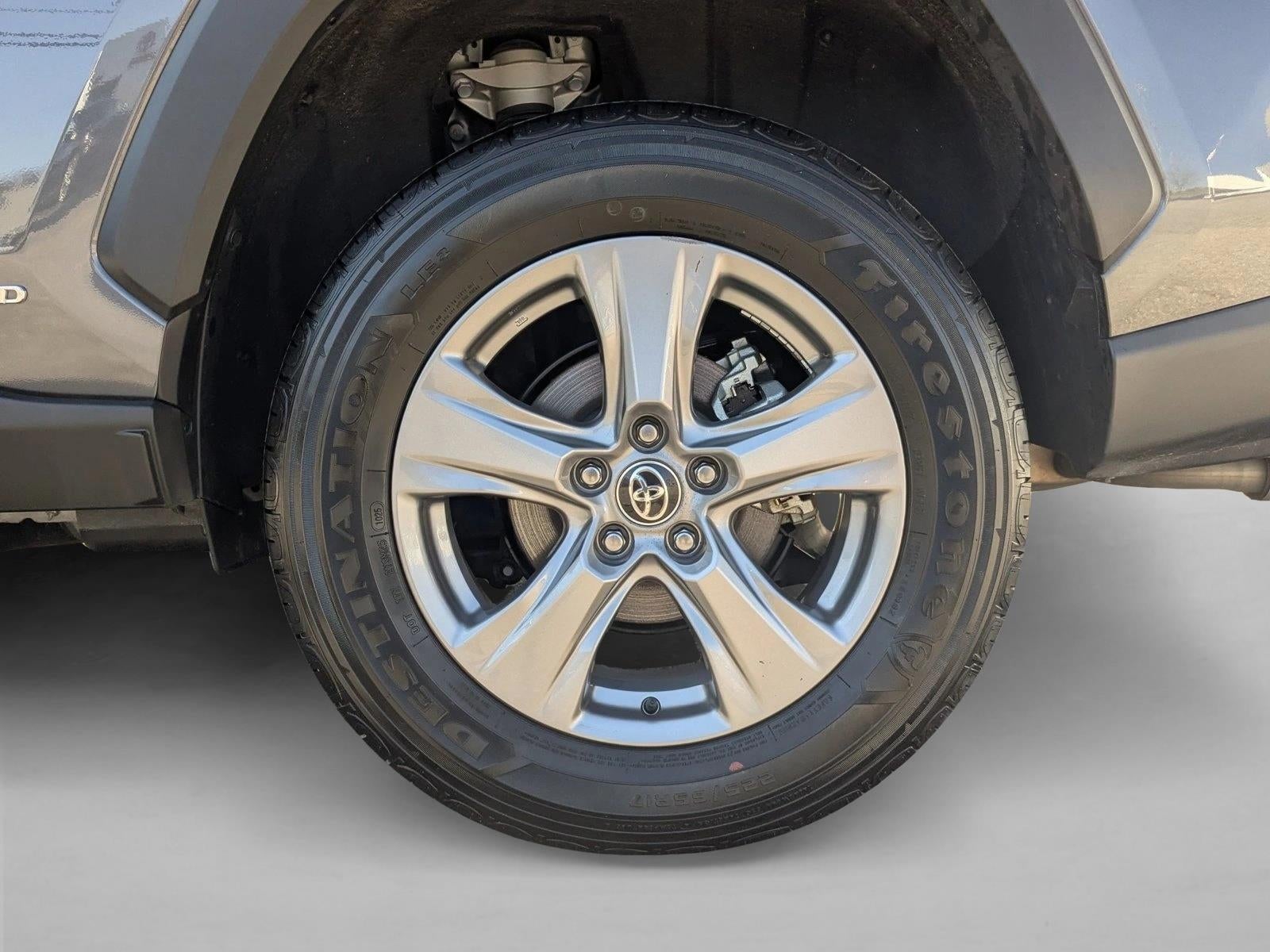 2025 Toyota RAV4 Hybrid LE AWD (Natl)