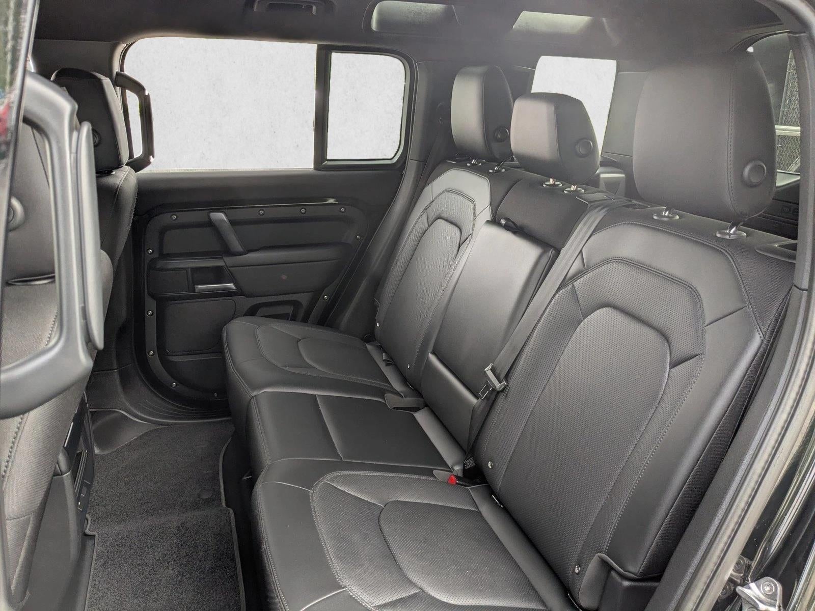 2025 Land Rover Defender 110 P300 S
