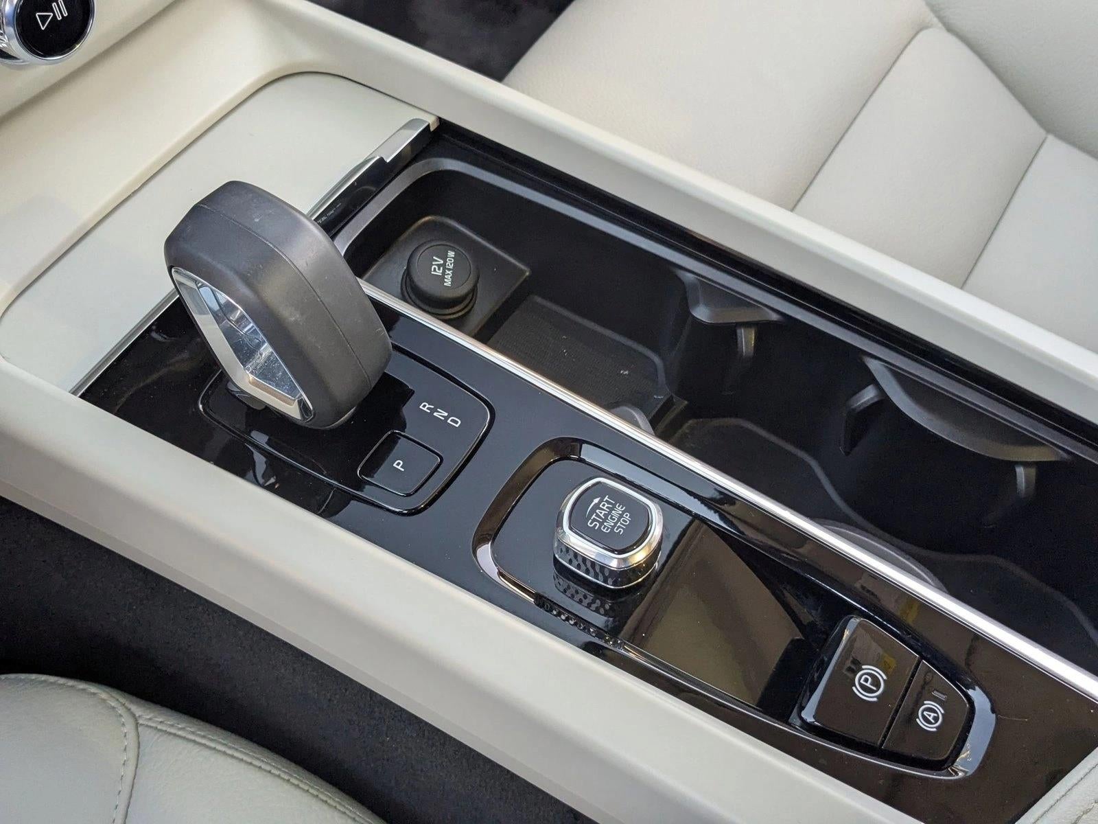 2023 Volvo XC60 B5 AWD Core