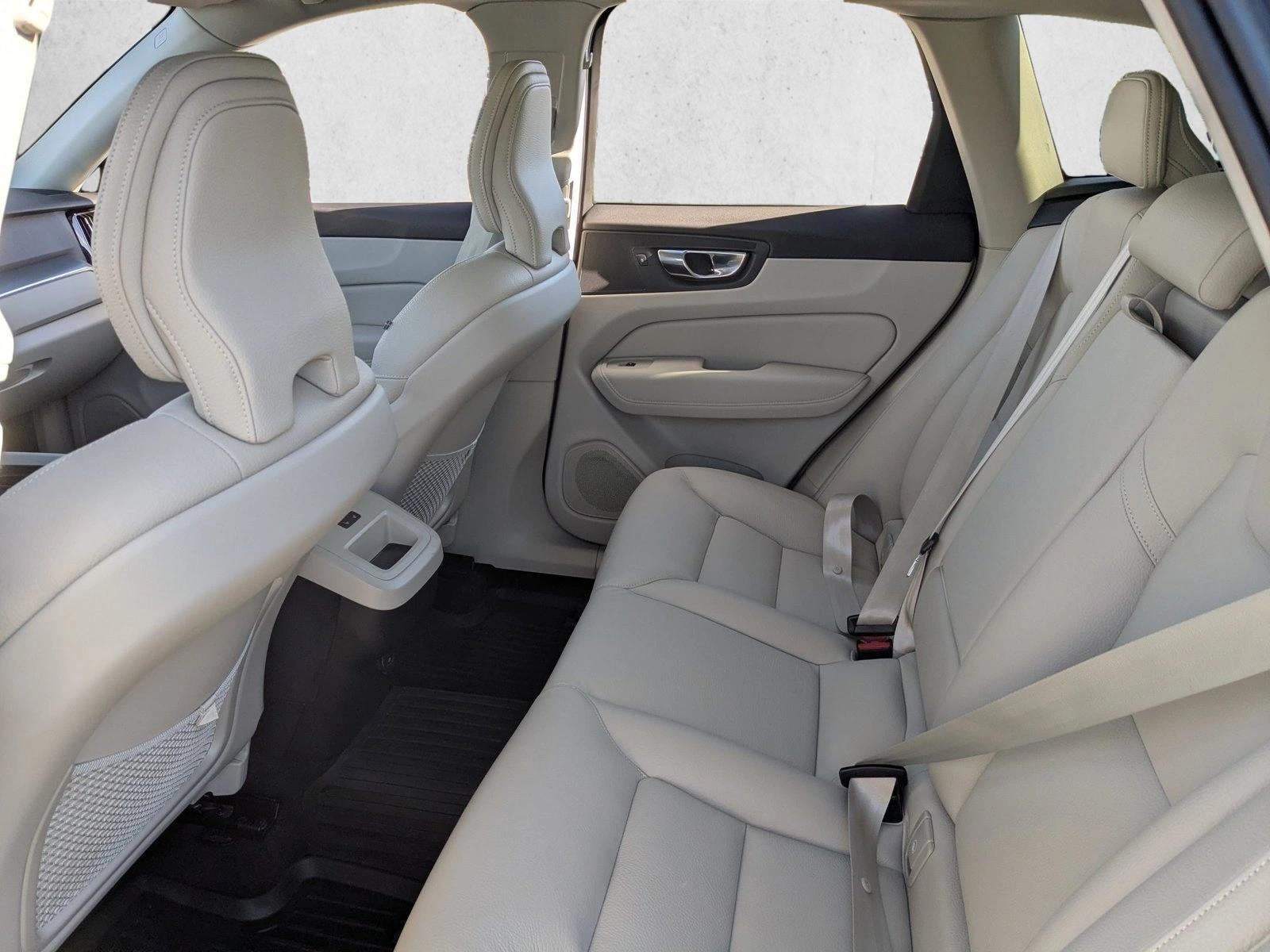 2023 Volvo XC60 B5 AWD Core