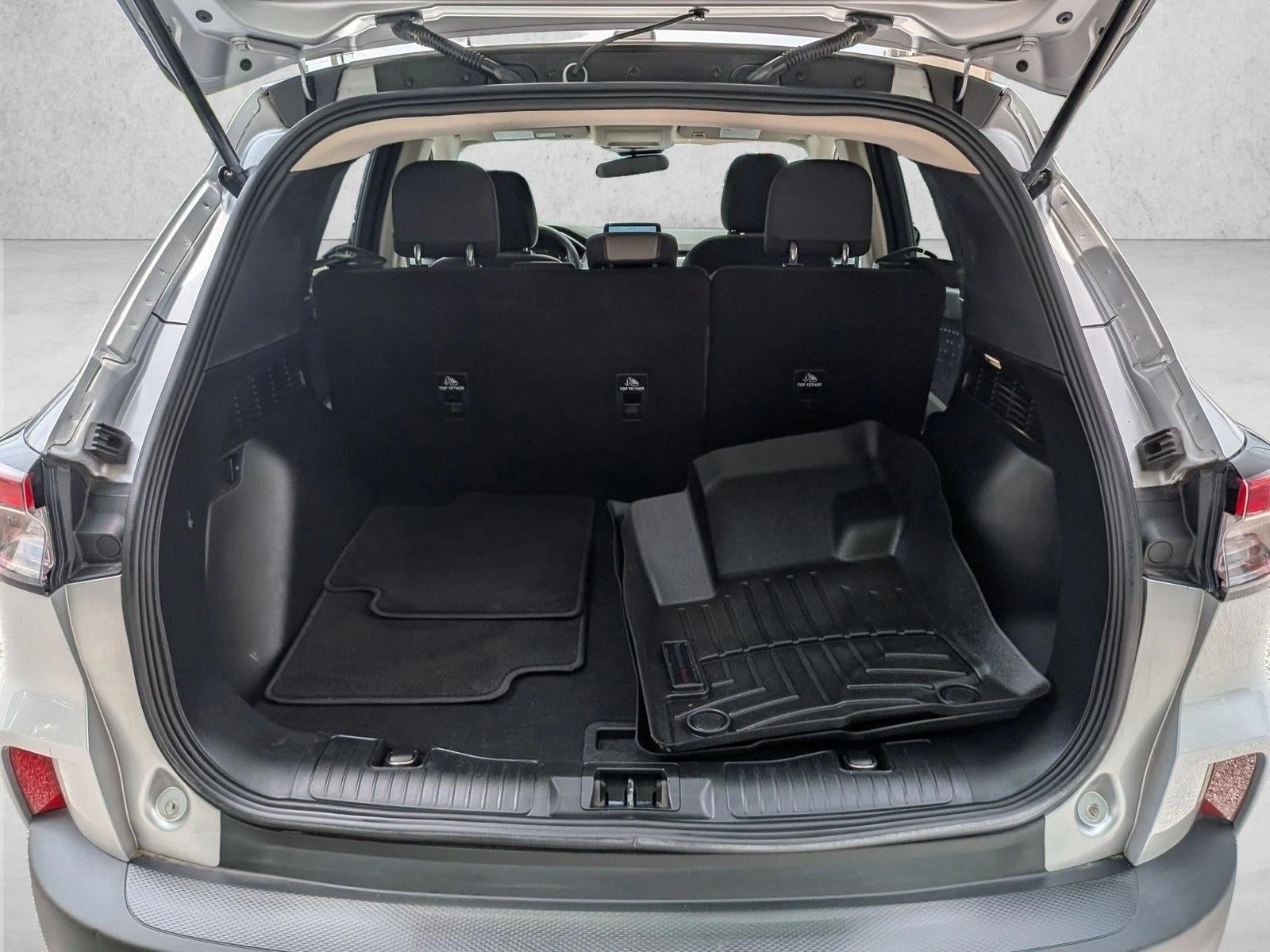 2020 Ford Escape SE FWD