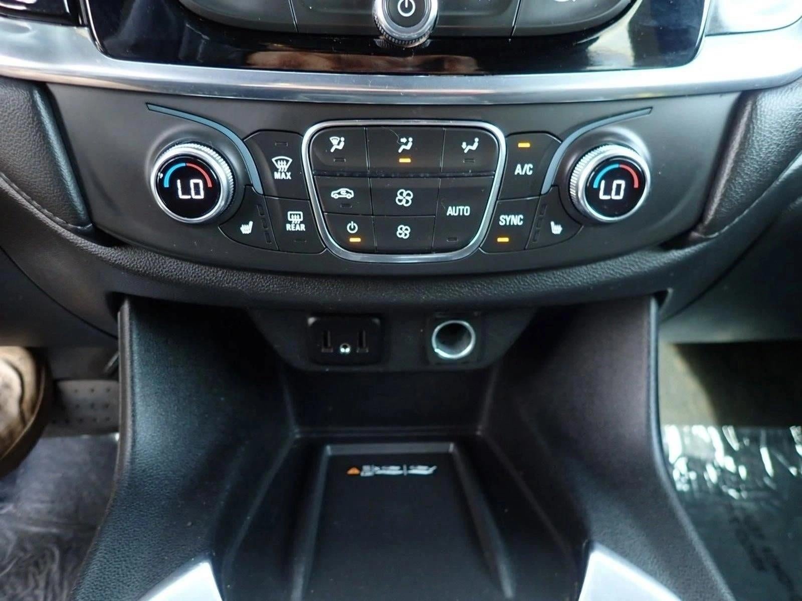 2023 Chevrolet Traverse AWD 1LT