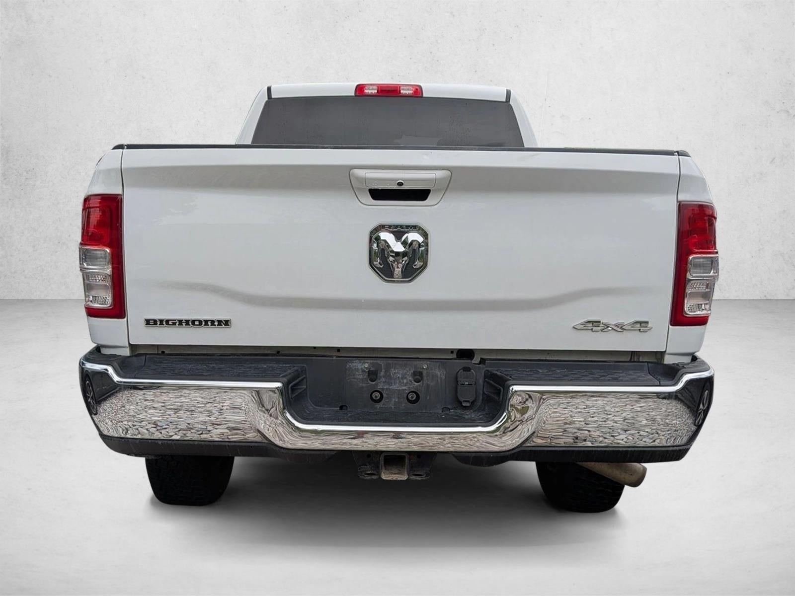 2020 RAM 2500 Big Horn 4x4 Crew Cab 6'4" Box