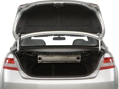 2011 Toyota Camry 4dr Sdn I4 Man LE (Natl)