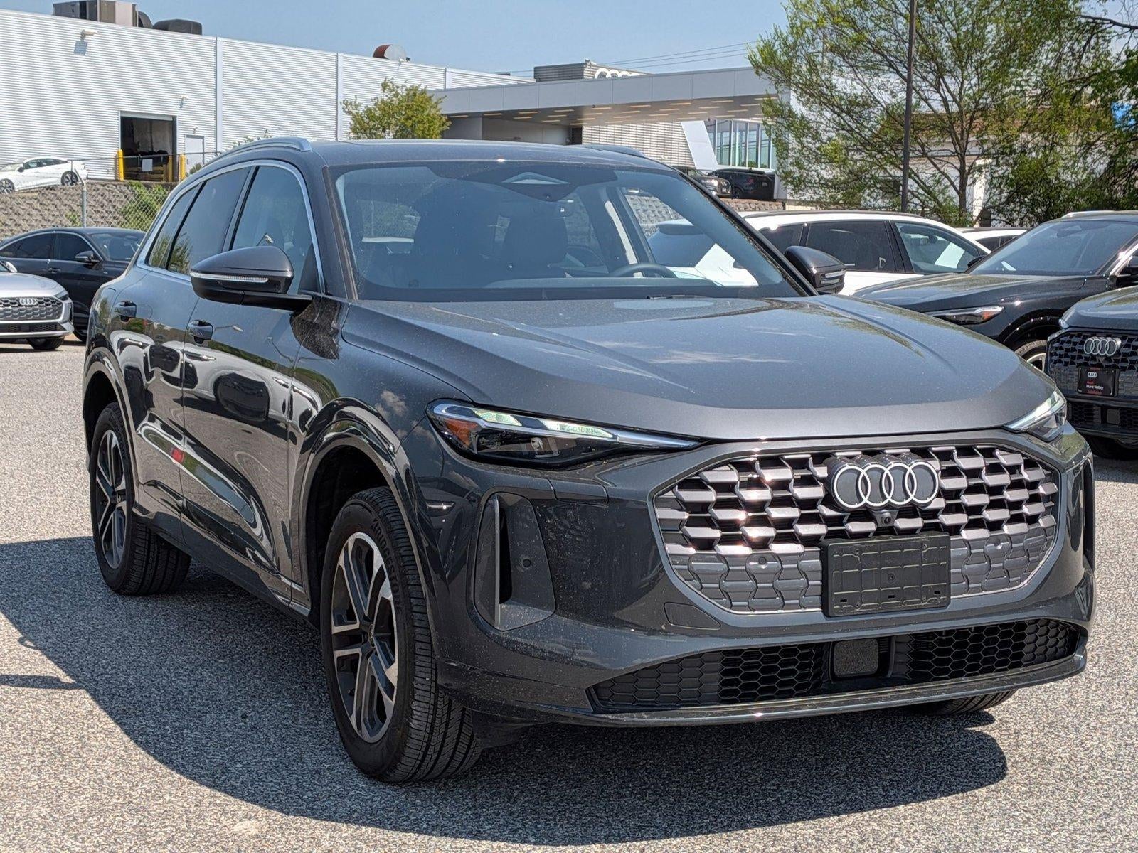 2025 Audi Q5 Premium 2.0 TFSI quattro