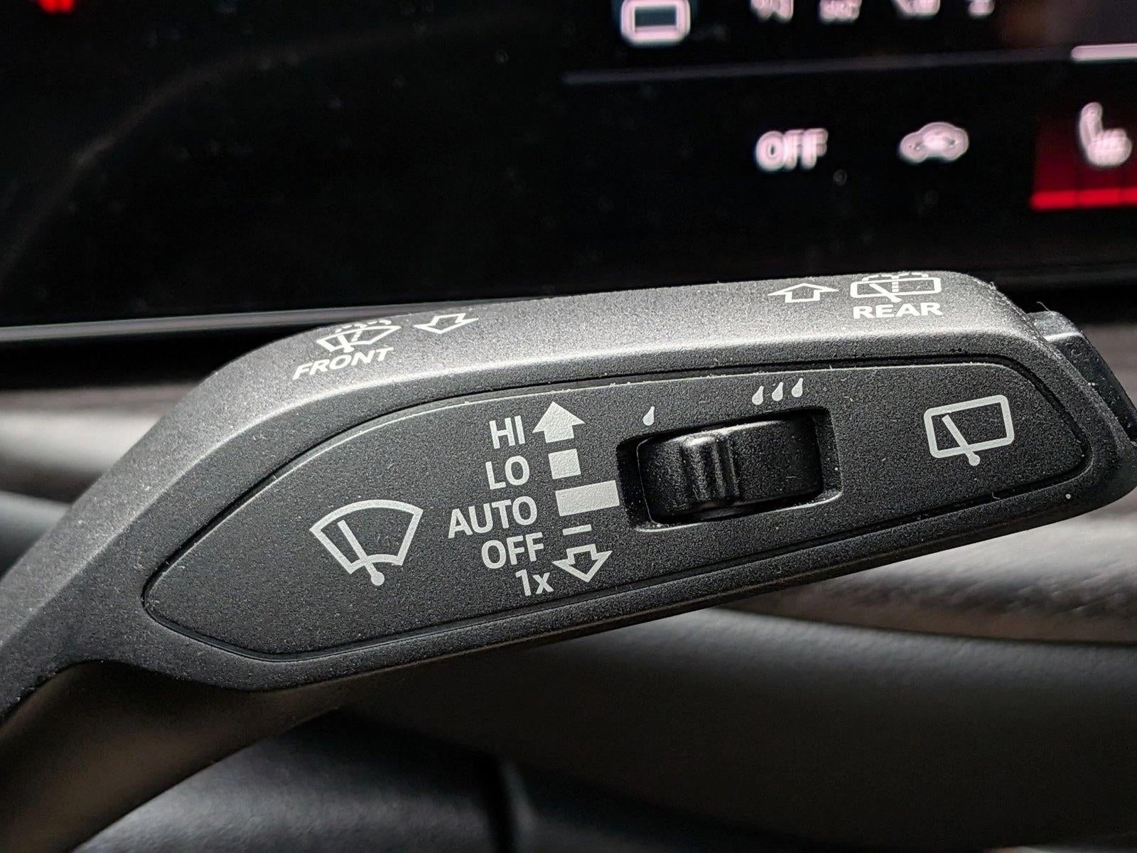 2025 Audi Q5 Premium 2.0 TFSI quattro