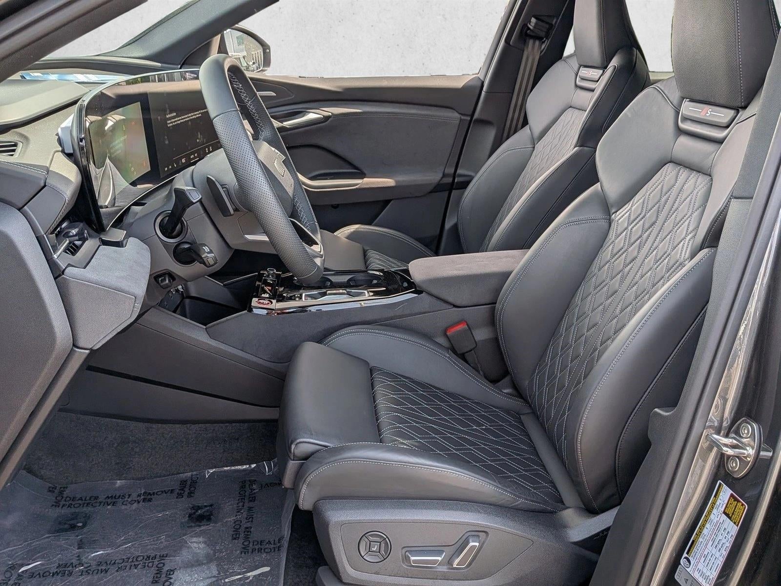 2025 Audi SQ6 e-tron Prestige quattro