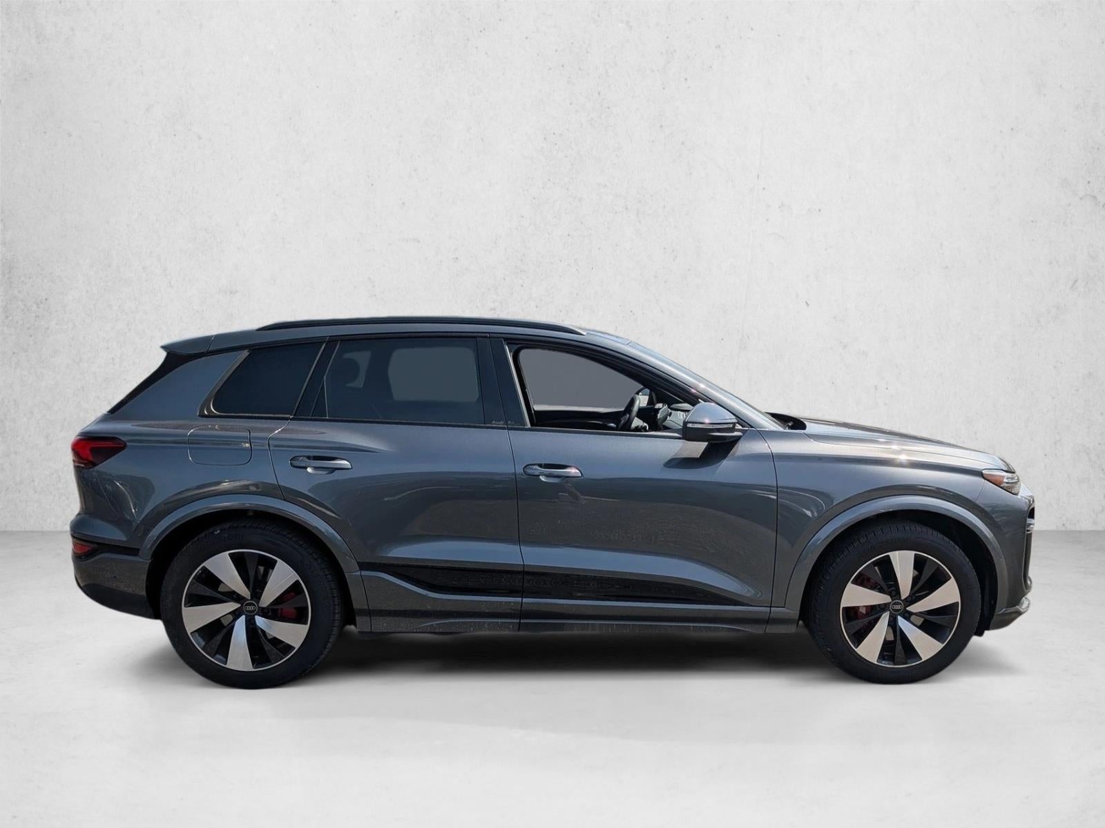 2025 Audi SQ6 e-tron Prestige quattro