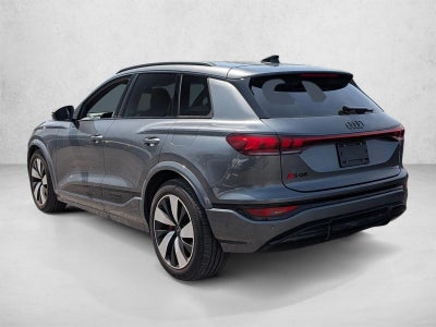 2025 Audi SQ6 e-tron Prestige quattro