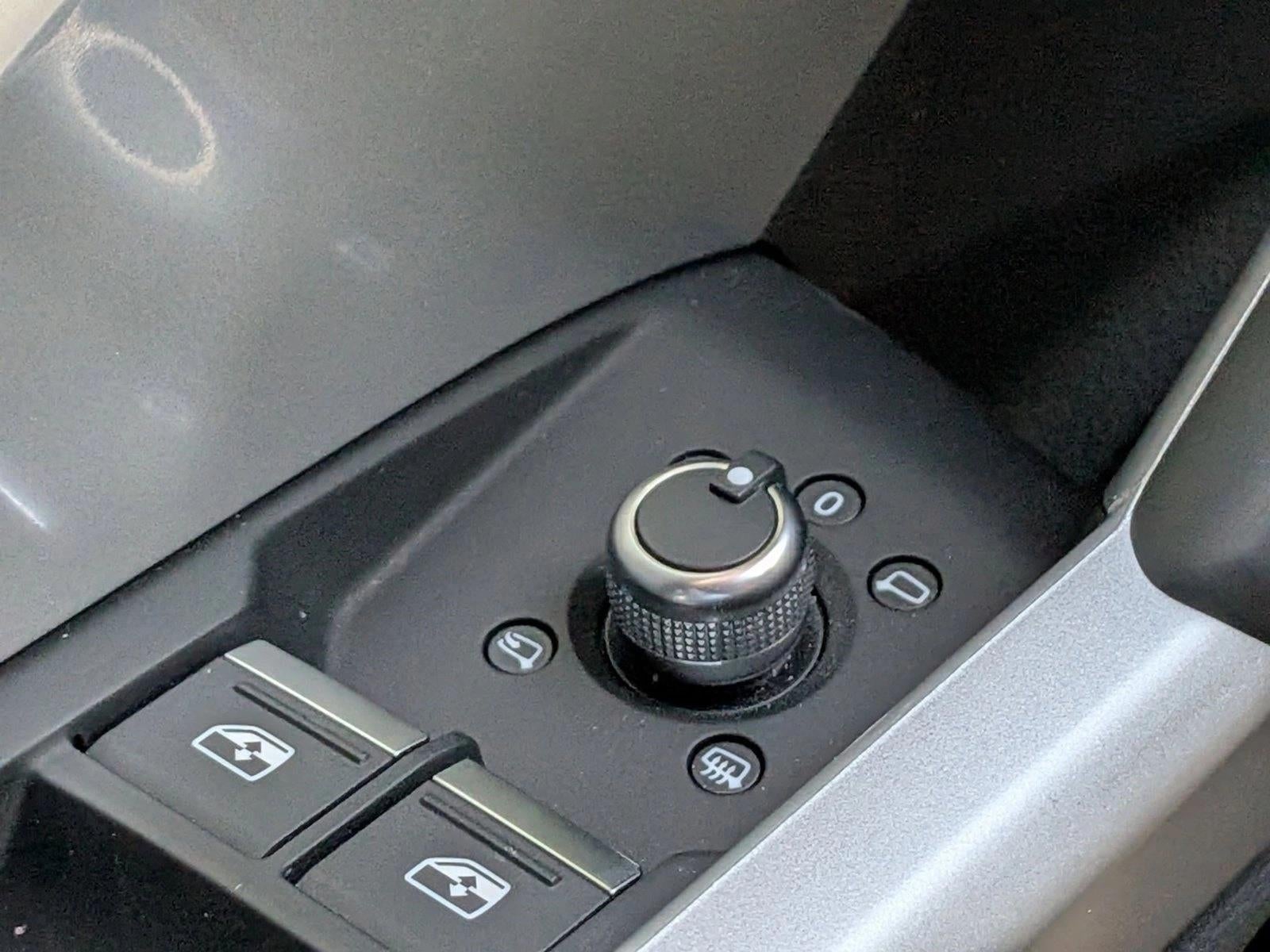 2024 Audi Q3 S line Premium 45 TFSI quattro