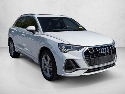2023 Audi Q3 S line Premium 45 TFSI quattro