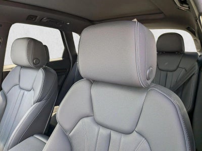 2025 Audi Q5 S line Premium Plus 55 TFSI e quattro