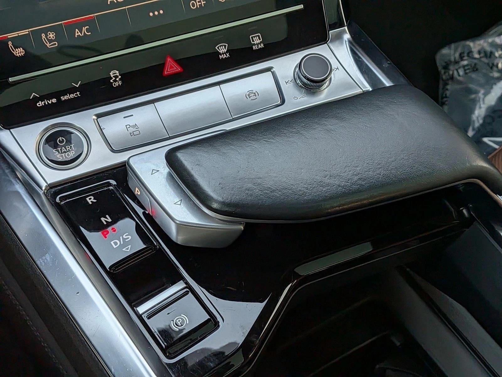 2022 Audi e-tron Premium Plus quattro