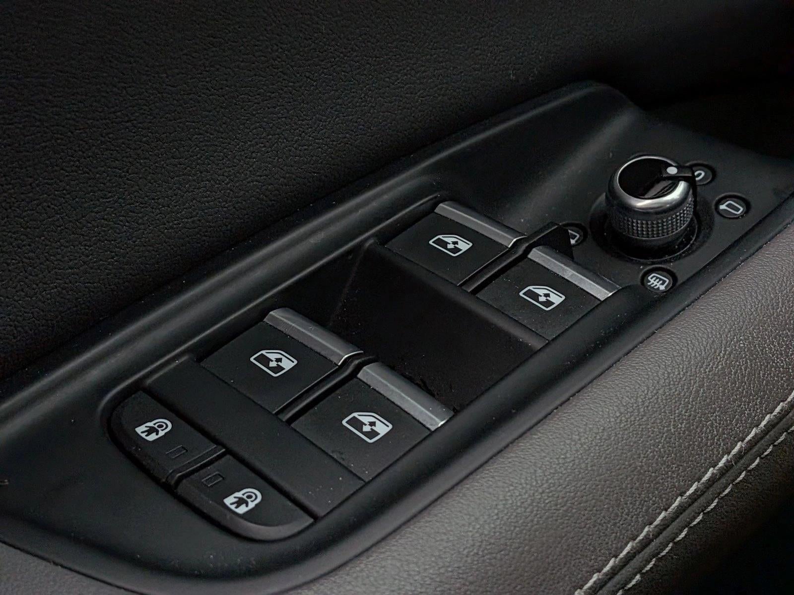 2025 Audi Q7 Premium Plus 55 TFSI quattro