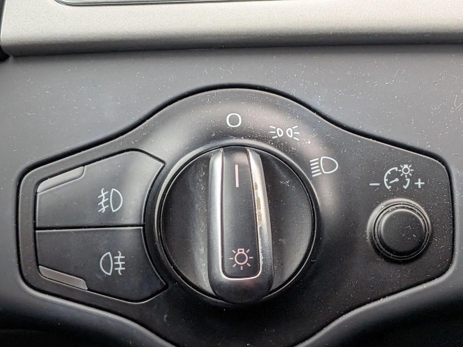 2011 Audi A4 4dr Sdn CVT FrontTrak 2.0T Premium