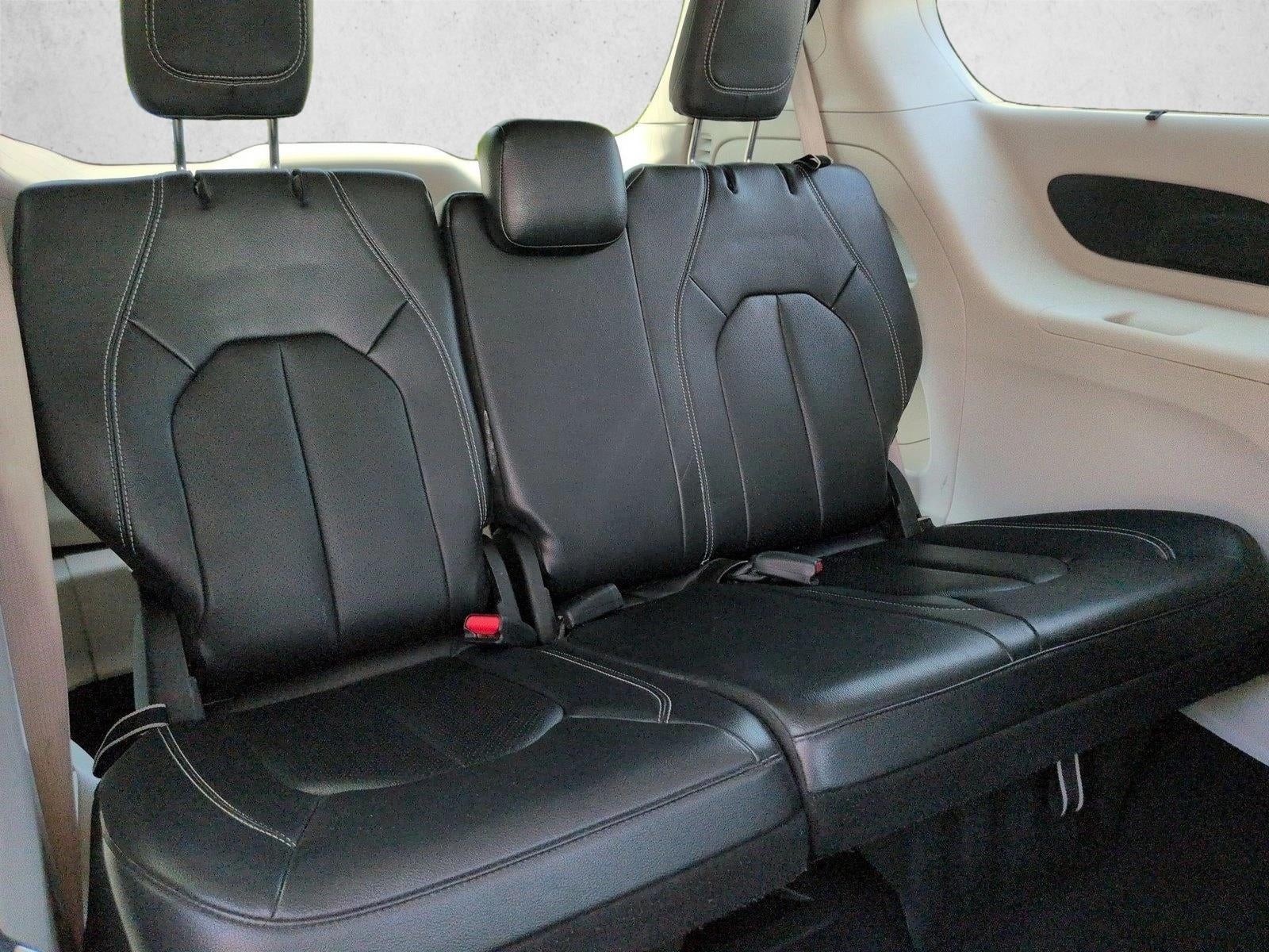 2022 Chrysler Pacifica Touring L FWD