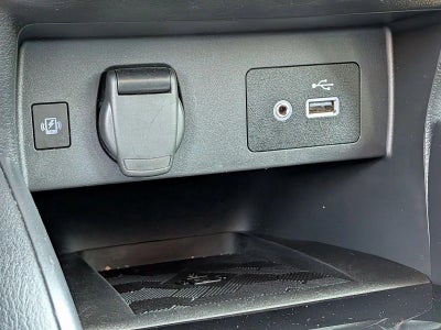 2025 Nissan Versa SV CVT