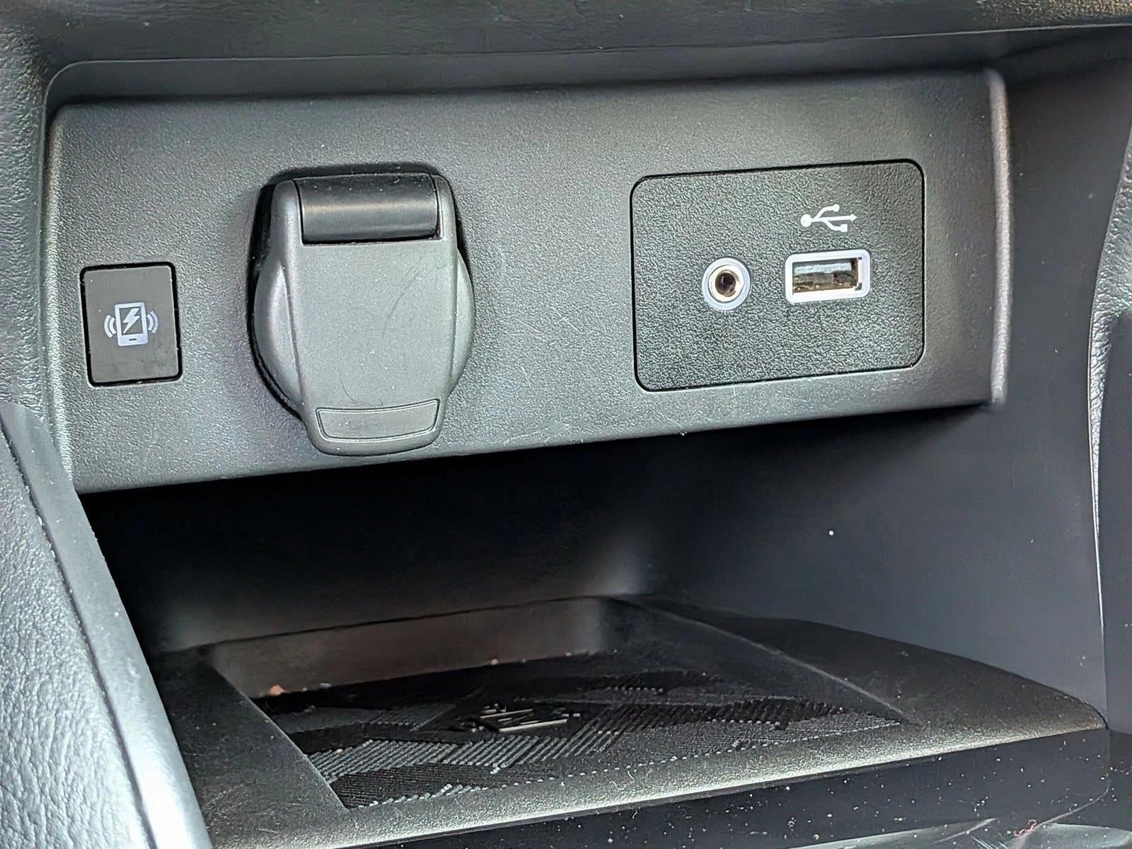 2025 Nissan Versa SV CVT