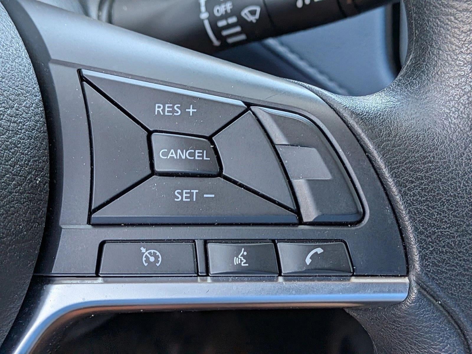 2025 Nissan Versa SV CVT