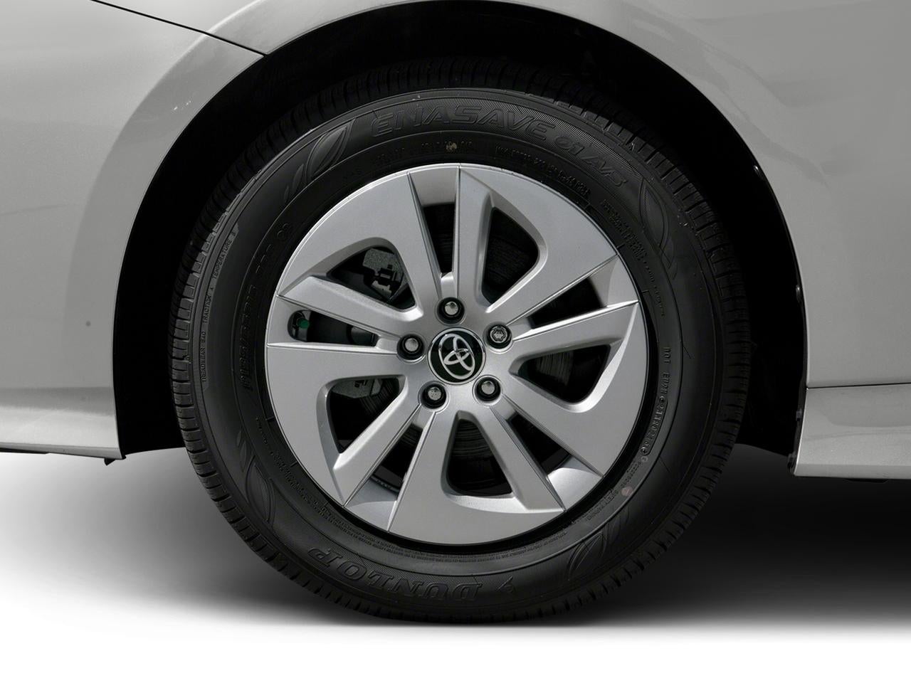 2016 Toyota Prius 5dr HB Four (Natl)