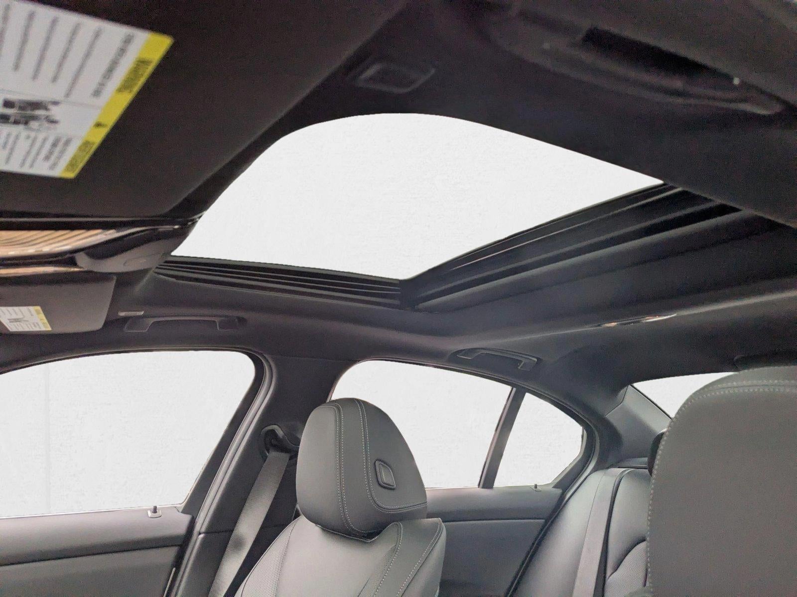 2025 BMW 330i xDrive Sedan