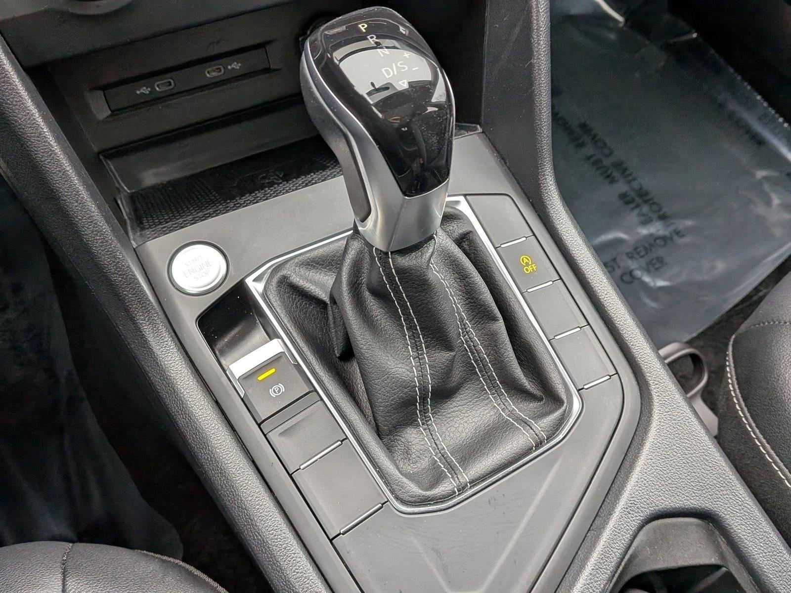 2022 Volkswagen Taos SE FWD