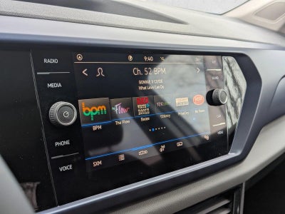 2022 Volkswagen Taos SE FWD