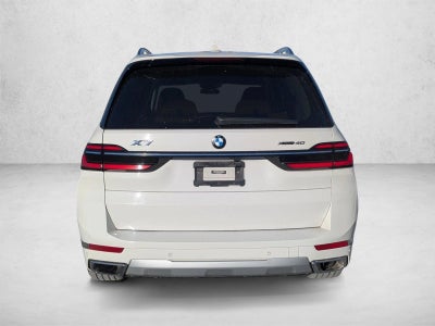 2023 BMW X7 xDrive40i Sports Activity Vehicle