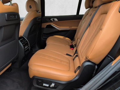 2021 BMW X7 xDrive40i Sports Activity Vehicle