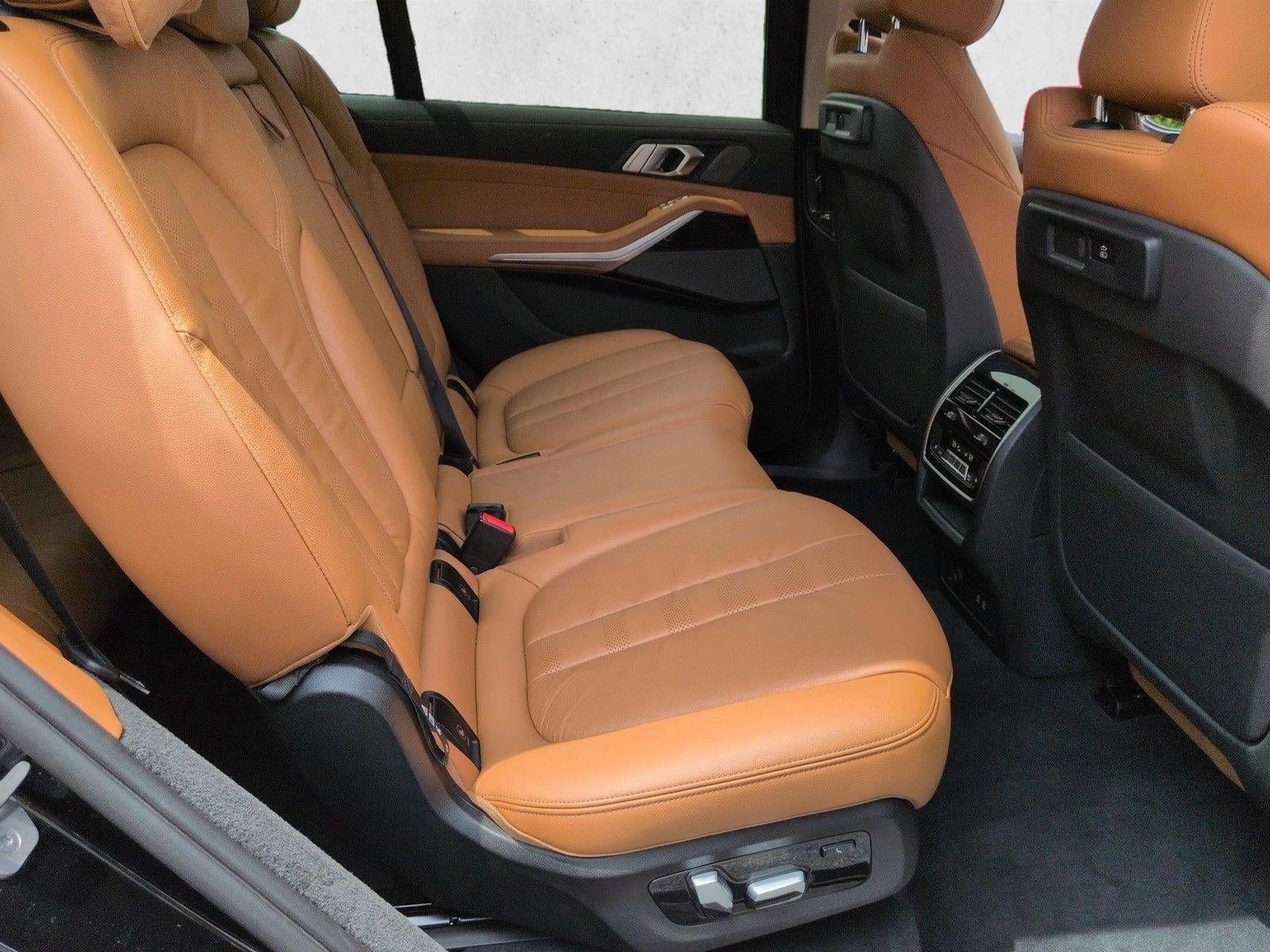 2021 BMW X7 xDrive40i Sports Activity Vehicle