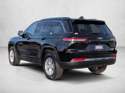 2023 Jeep Grand Cherokee Laredo 4x4