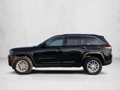 2023 Jeep Grand Cherokee Laredo 4x4