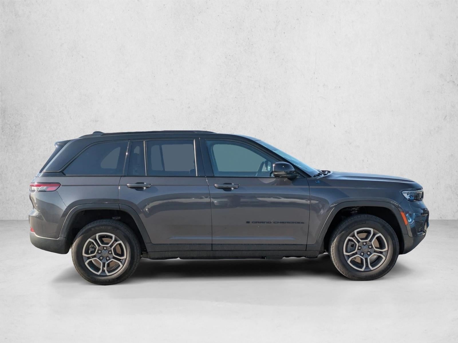 2022 Jeep Grand Cherokee 4xe Trailhawk 4x4