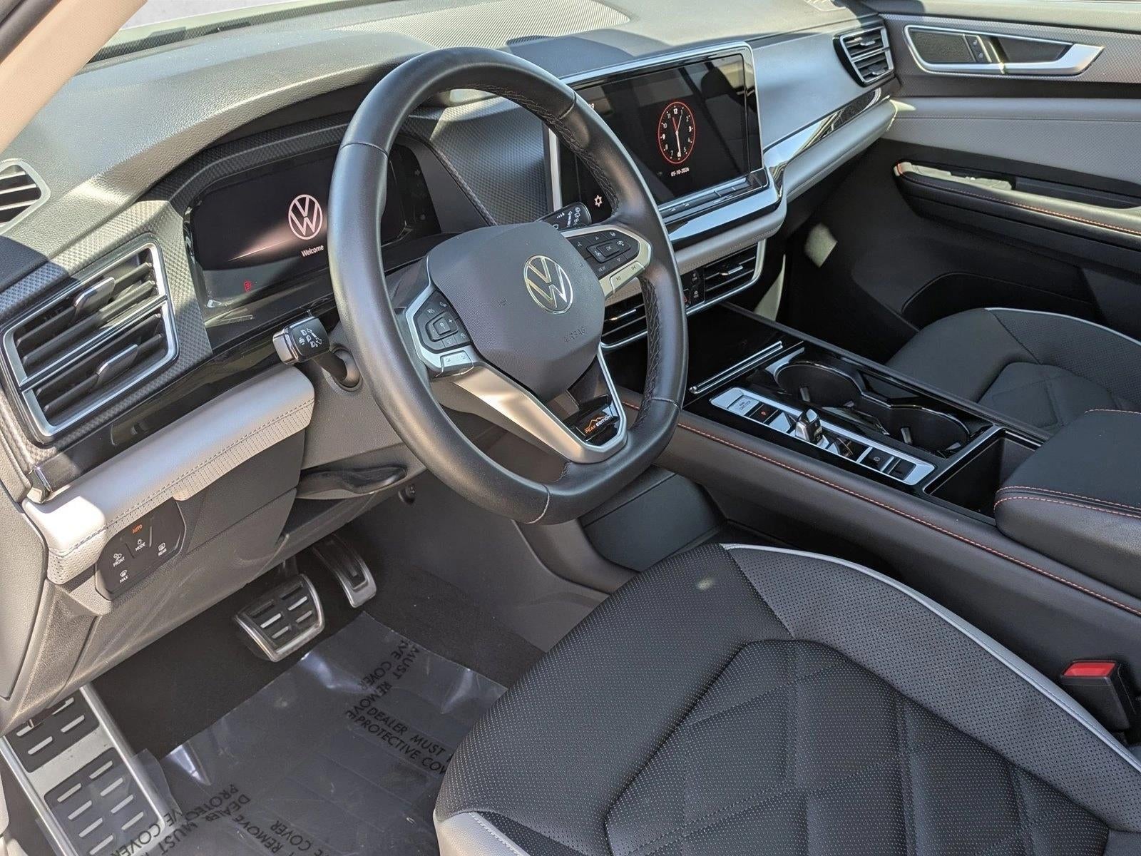 2024 Volkswagen Atlas 2.0T Peak Edition SE w/Technology 4MOTION