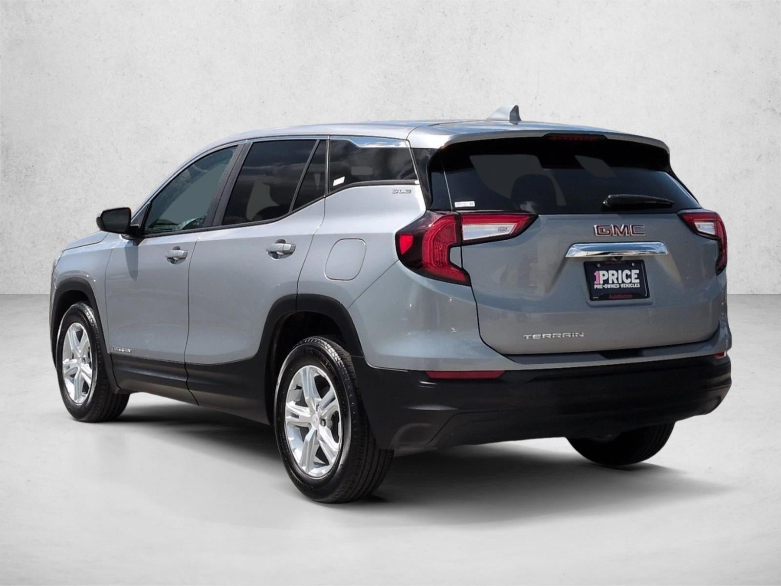 2024 GMC Terrain FWD 4dr SLE
