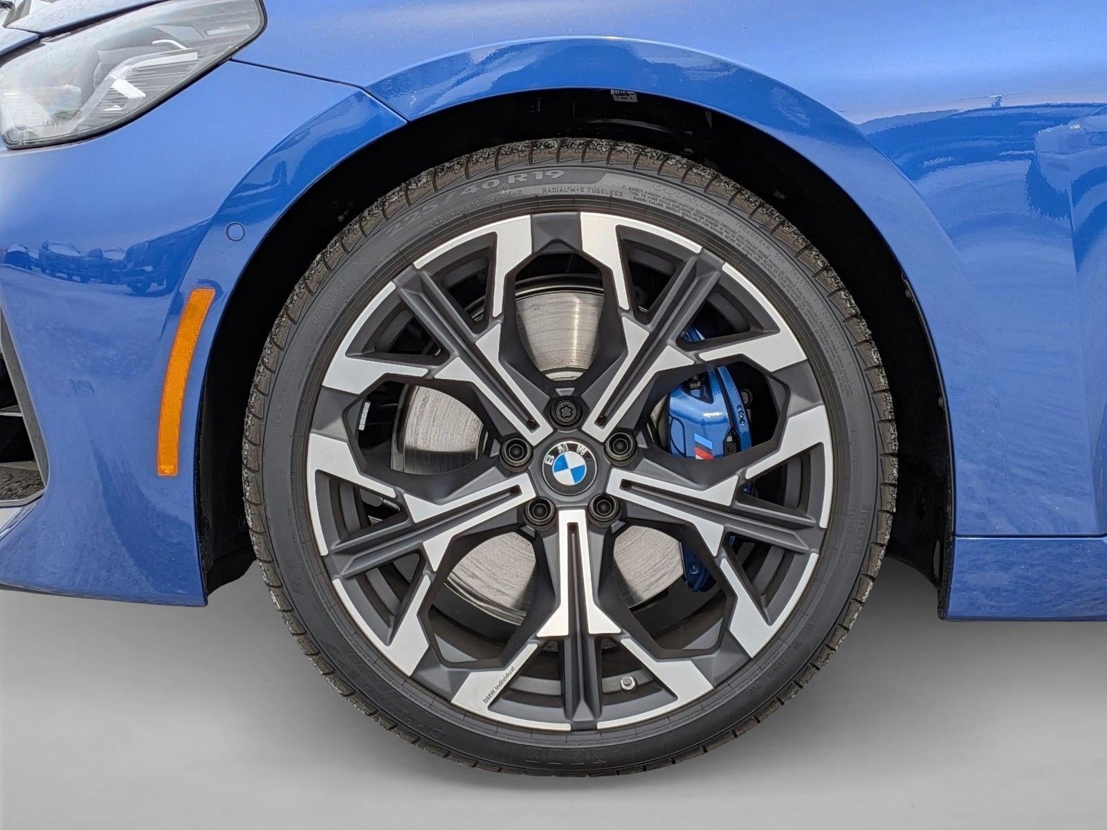 2025 BMW 230i xDrive Coupe