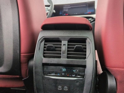 2025 BMW 330i xDrive Sedan