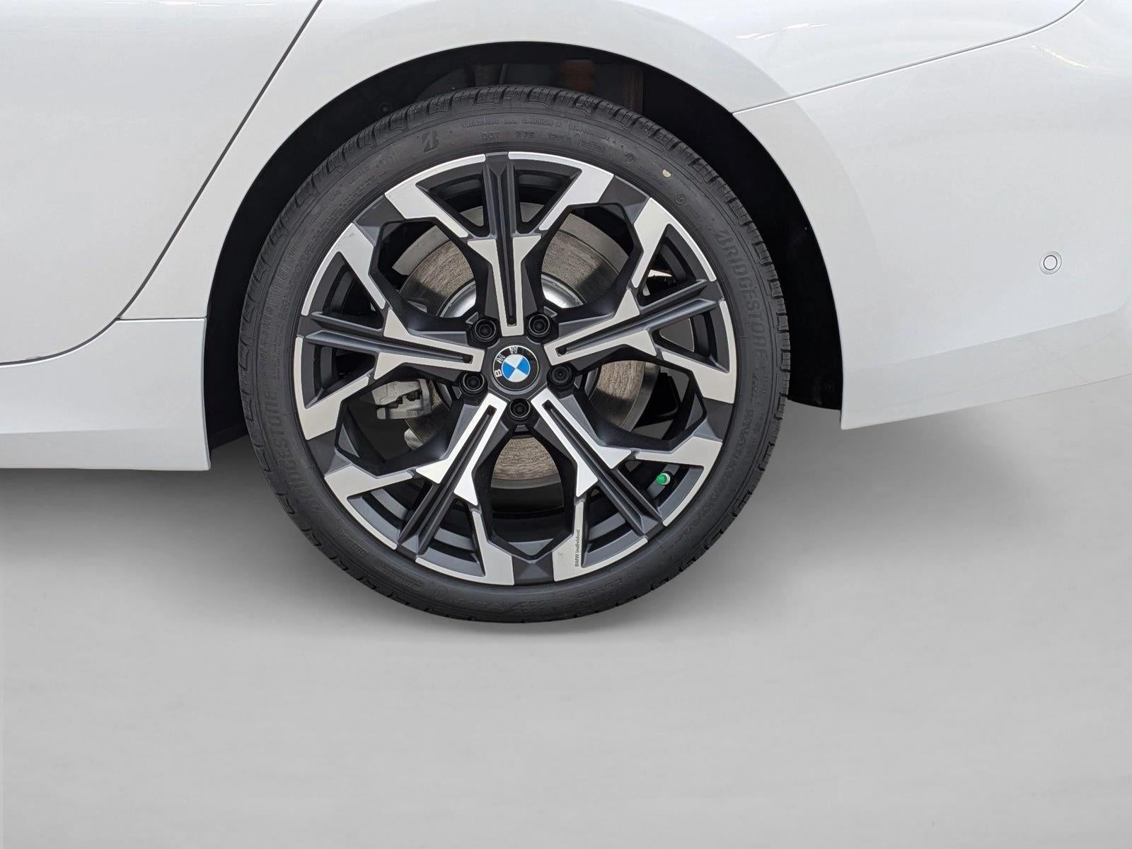 2026 BMW 330i NA xDrive Sedan