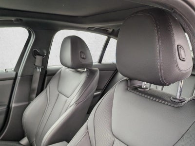 2023 BMW 330i xDrive Sedan