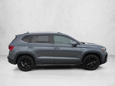 2022 Volkswagen Taos SE FWD