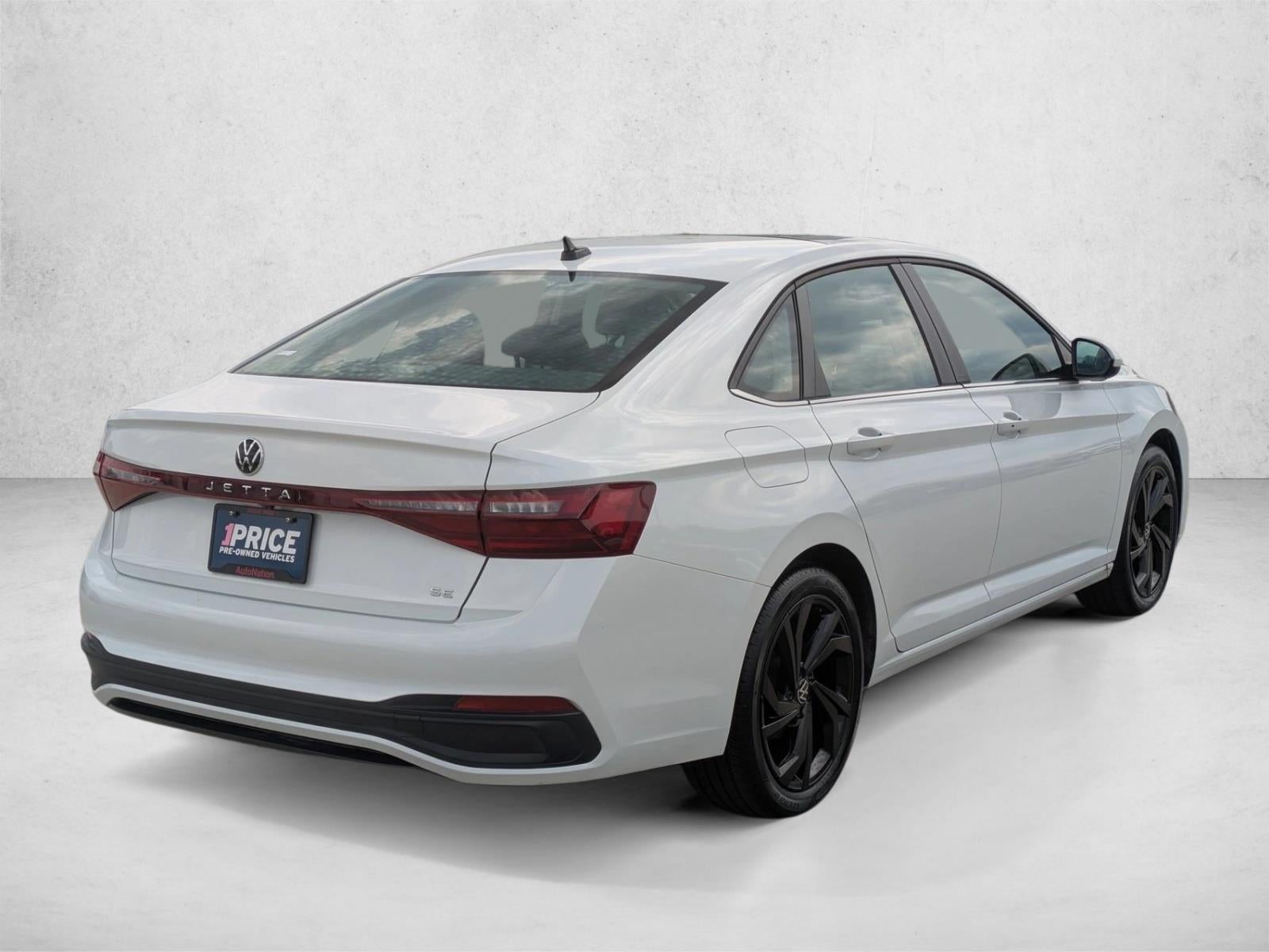 2025 Volkswagen Jetta SE Auto