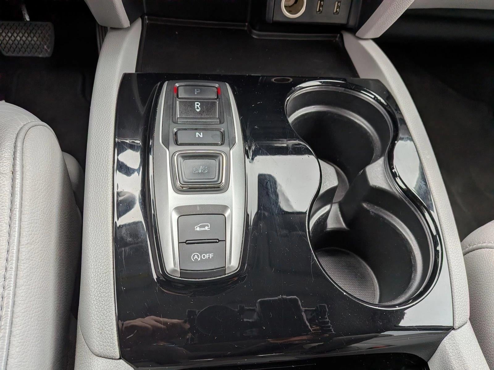 2016 Honda Pilot AWD Touring with DVD Rear Entertainment System and Navigation