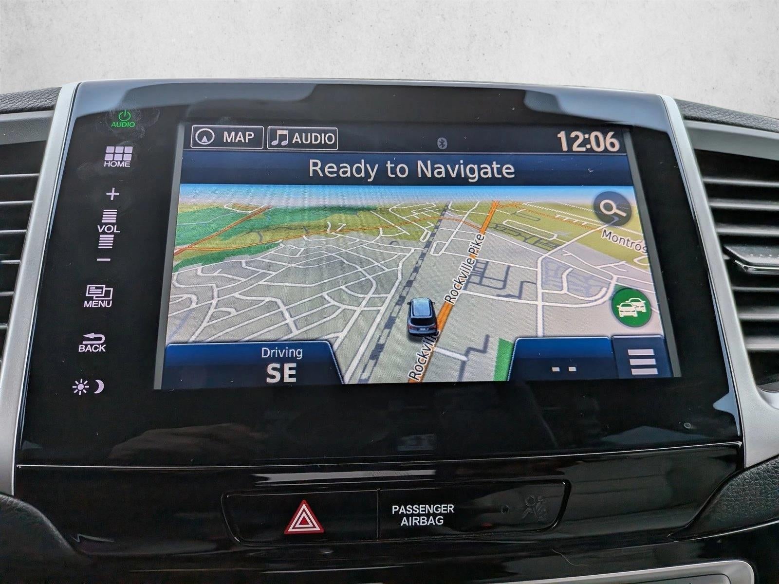 2016 Honda Pilot AWD Touring with DVD Rear Entertainment System and Navigation